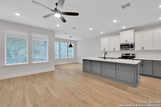 13713 GIOVANNIS GDN San Antonio, TX 78253