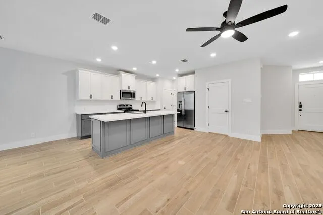 13713 GIOVANNIS GDN San Antonio, TX 78253