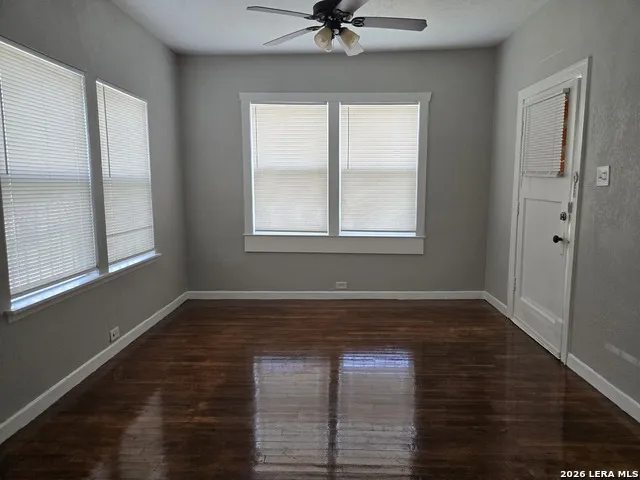 2236 Interstate 35 San Antonio, TX 78208