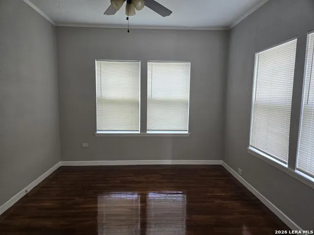 2236 Interstate 35 San Antonio, TX 78208
