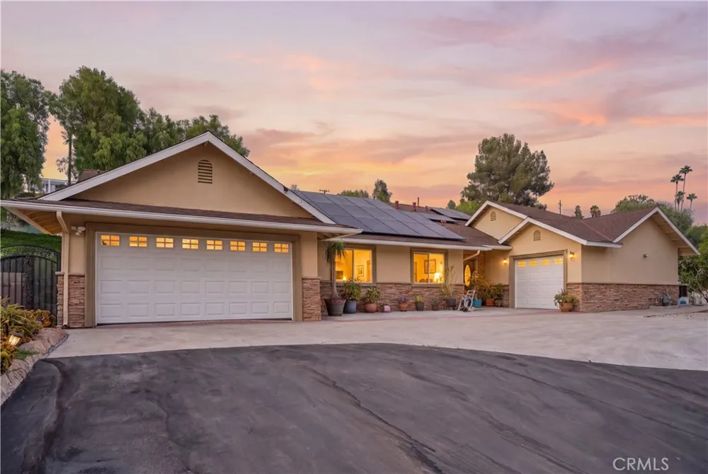 941 Laguna Drive Fullerton, CA 92835