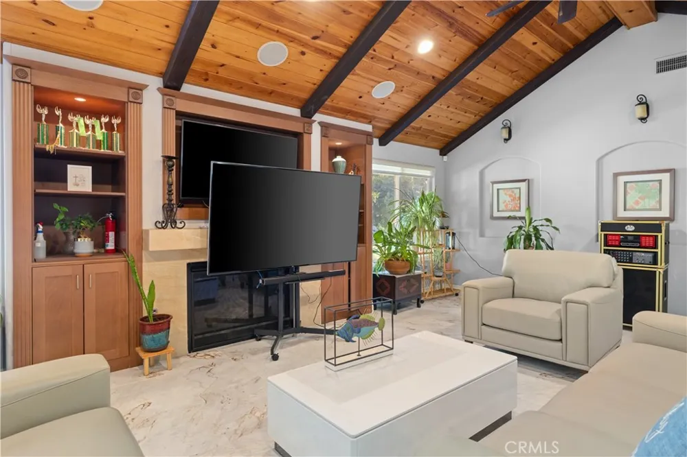 941 Laguna Drive Fullerton, CA 92835