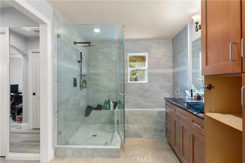 941 Laguna Drive Fullerton, CA 92835