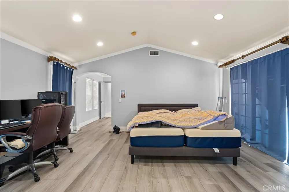 941 Laguna Drive Fullerton, CA 92835