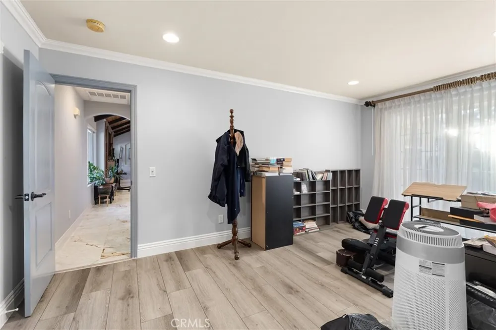 941 Laguna Drive Fullerton, CA 92835