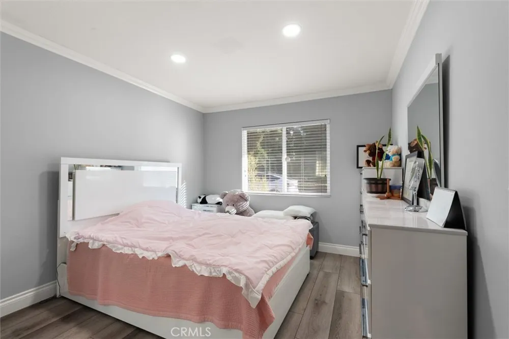 941 Laguna Drive Fullerton, CA 92835
