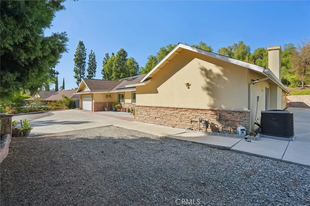 941 Laguna Drive Fullerton, CA 92835