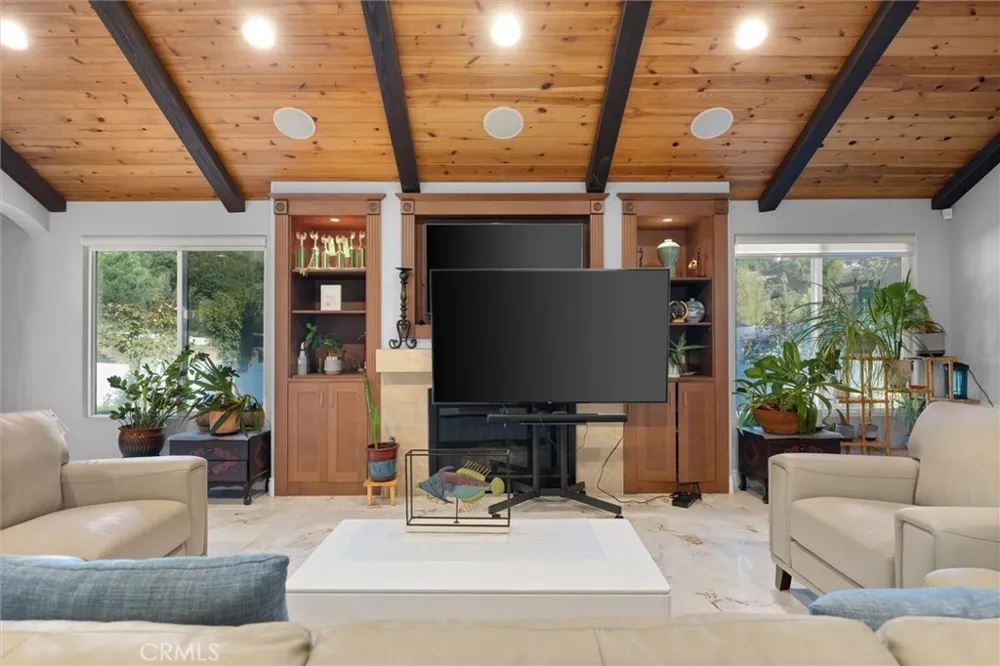 941 Laguna Drive Fullerton, CA 92835