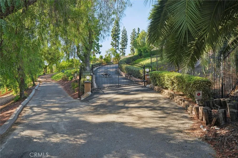 941 Laguna Drive Fullerton, CA 92835