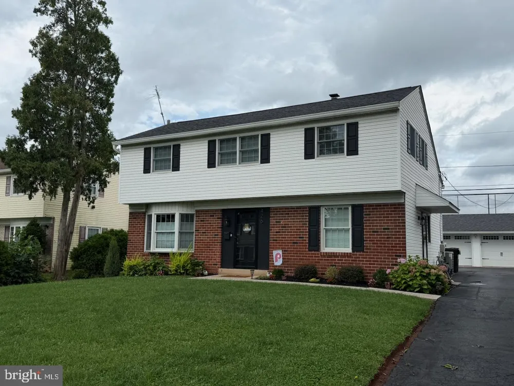 426 OLD FORT ROAD King Of Prussia, PA 19406