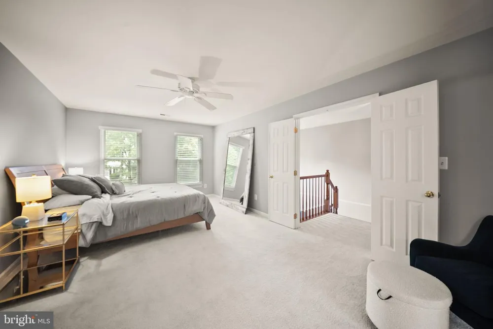 315 OAKCREST MANOR DRIVE NE Leesburg, VA 20176