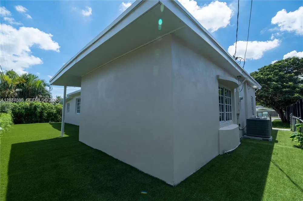 323 NW 104th Ter #- Miami, FL 33150