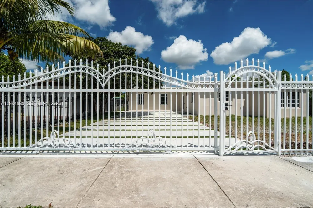 323 NW 104th Ter #- Miami, FL 33150