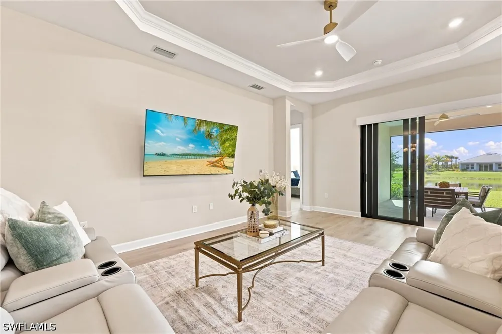 Triesta Lane Naples, FL 34114