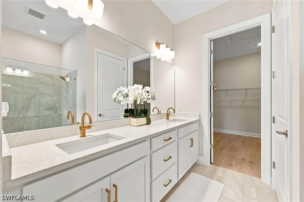 Triesta Lane Naples, FL 34114