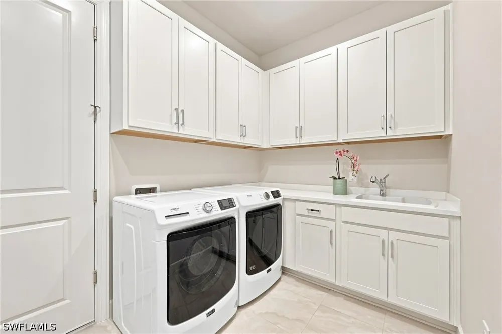 Triesta Lane Naples, FL 34114