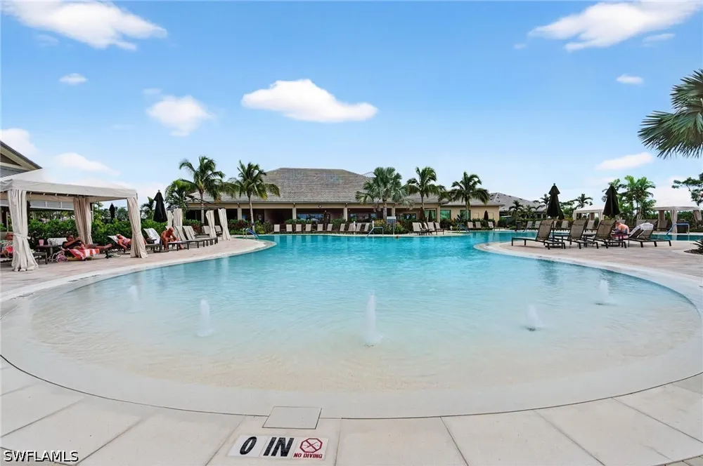 Triesta Lane Naples, FL 34114
