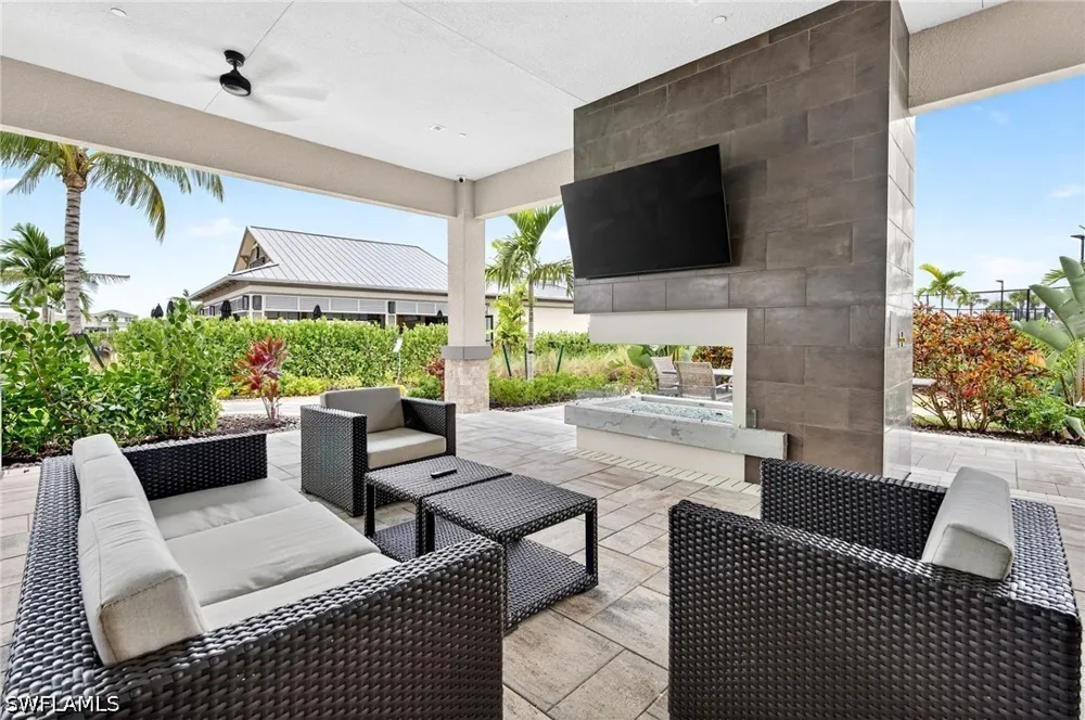 Triesta Lane Naples, FL 34114