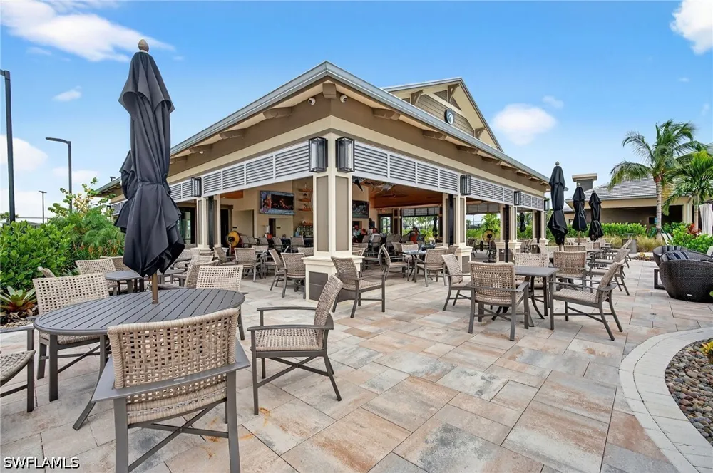 Triesta Lane Naples, FL 34114
