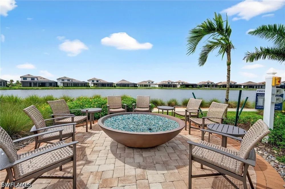 Triesta Lane Naples, FL 34114