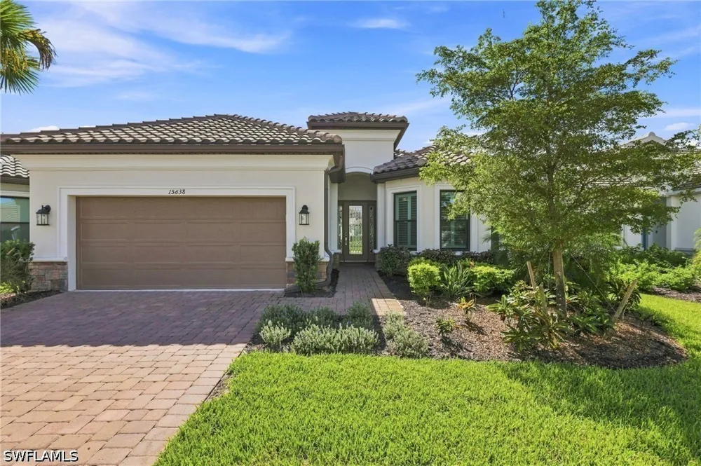 Triesta Lane Naples, FL 34114