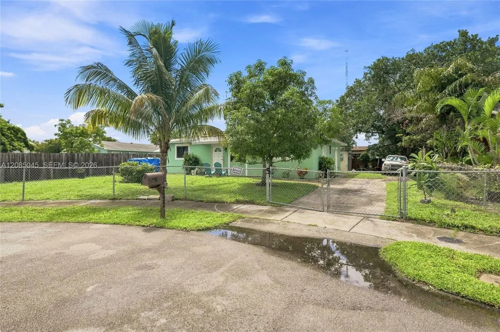 2622 NW 24th Ct Fort Lauderdale, FL 33311