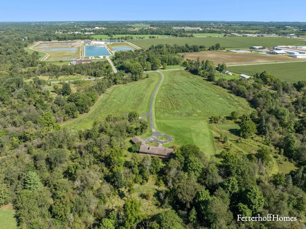 5474 Garfield Street Coopersville, MI 49404
