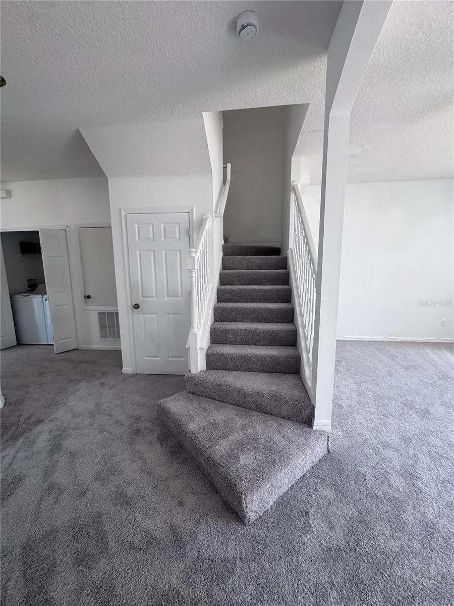 1194 S BEACH CIRCLE Kissimmee, FL 34746