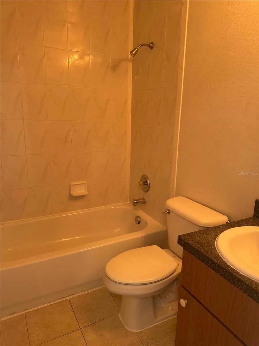 1194 S BEACH CIRCLE Kissimmee, FL 34746