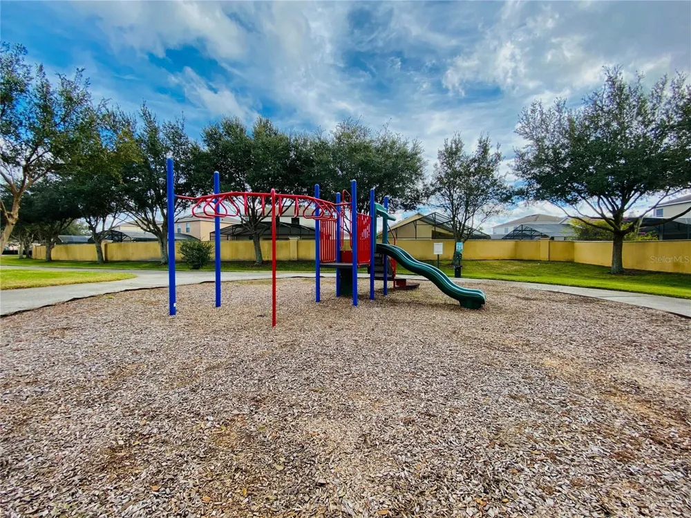 1194 S BEACH CIRCLE Kissimmee, FL 34746