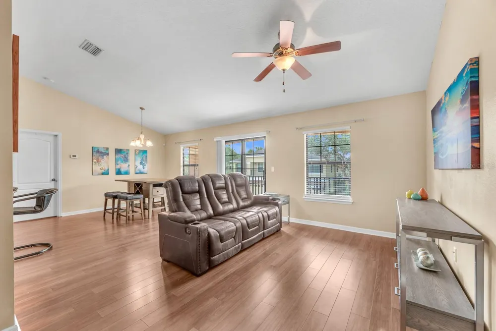 5521 KINGLETHILL DRIVE Lithia, FL 33547