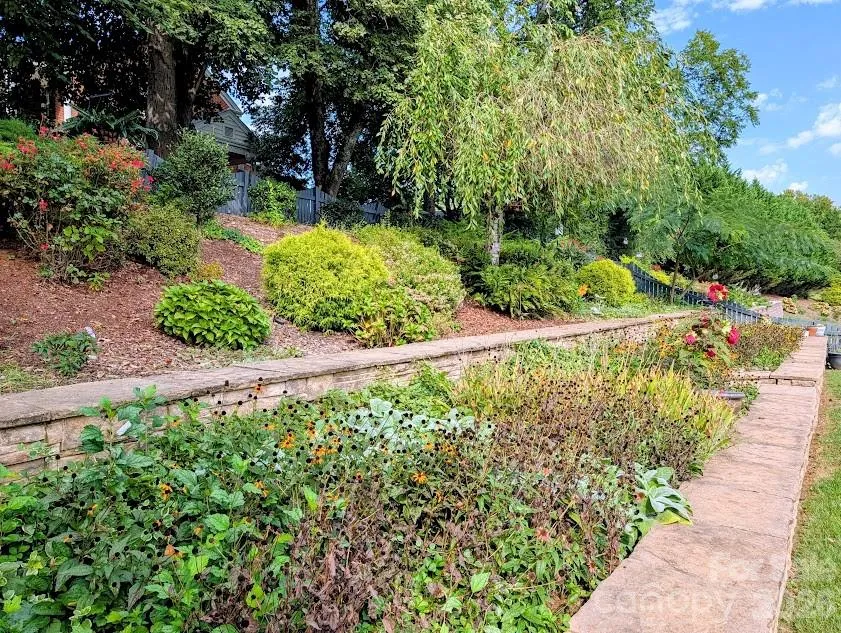 103 Henrys Glen Drive Morganton, NC 28655