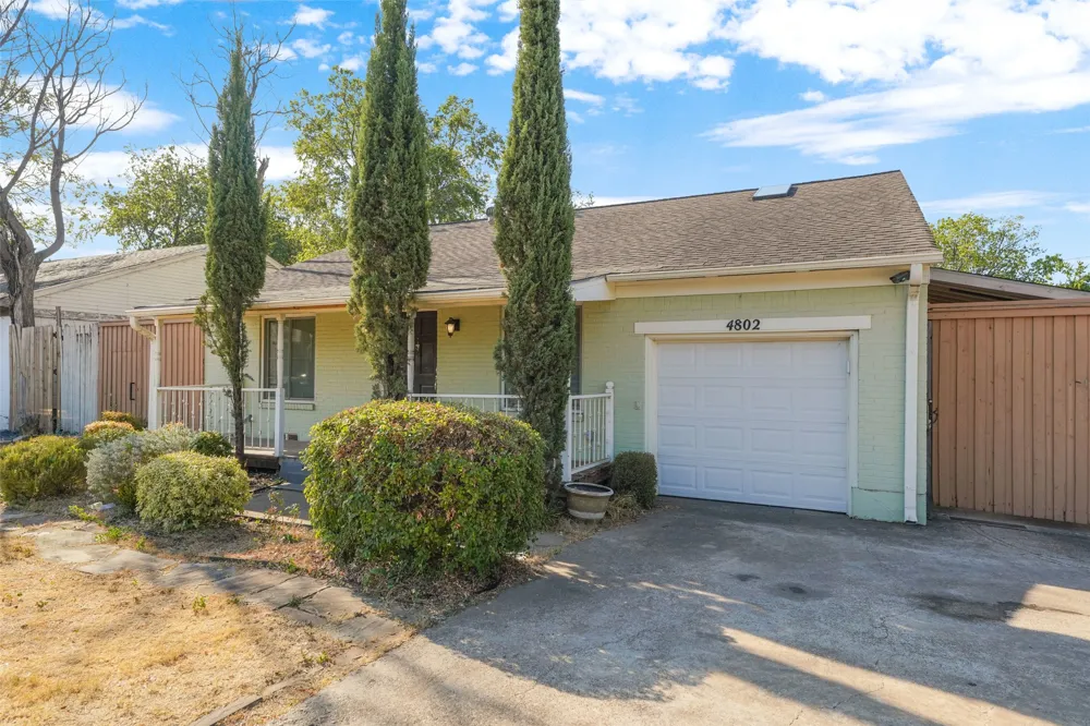 4802 W Mockingbird Lane Dallas, TX 75209