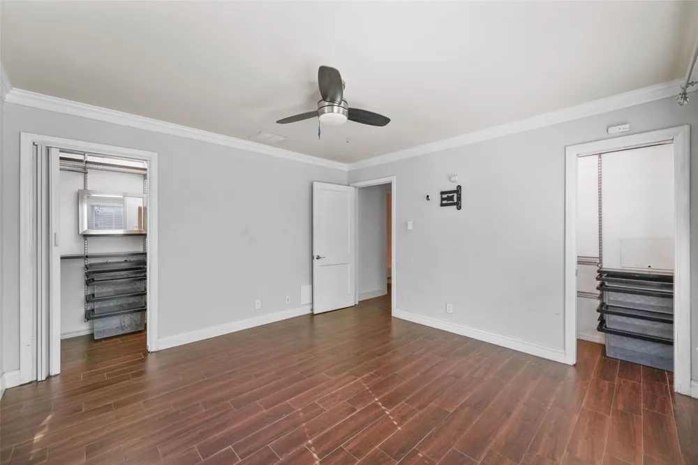 4802 W Mockingbird Lane Dallas, TX 75209