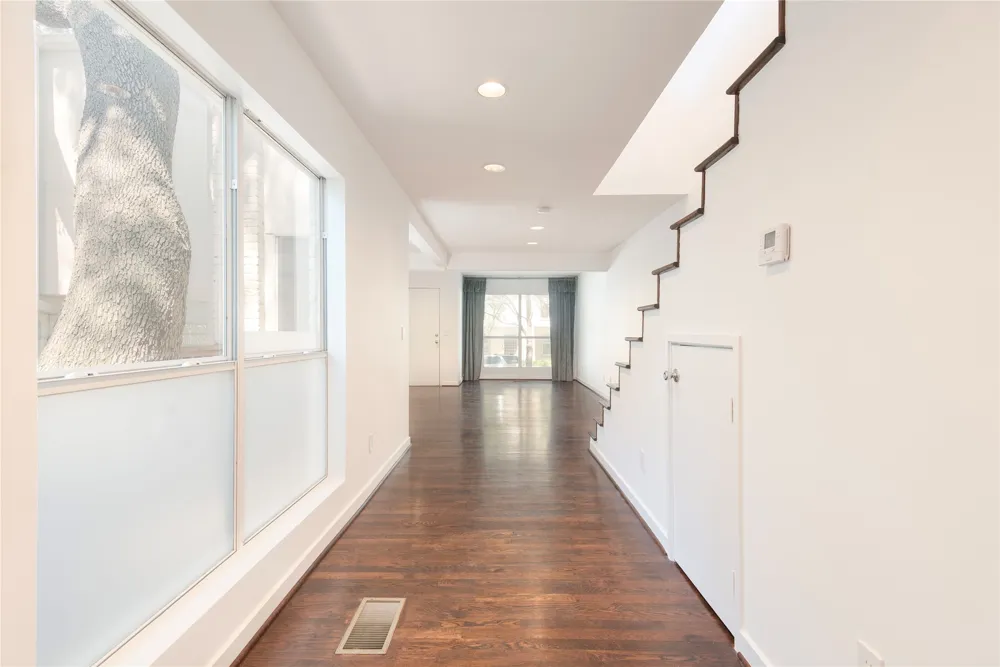 4122 Travis Street #10 Dallas, TX 75204