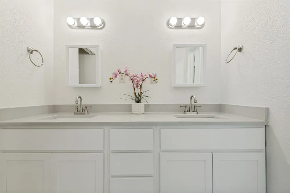 3726 Lancelot Place Garland, TX 75043