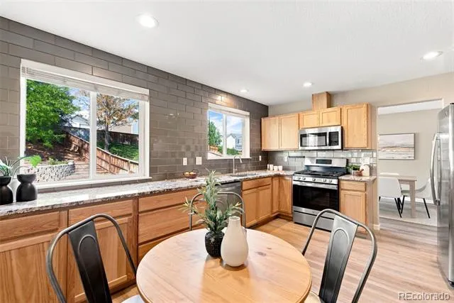 10046 Strathfield Lane Littleton, CO 80126