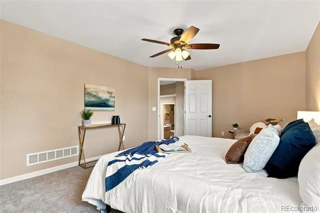 10046 Strathfield Lane Littleton, CO 80126