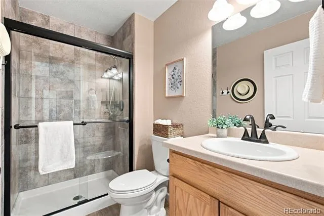 10046 Strathfield Lane Littleton, CO 80126