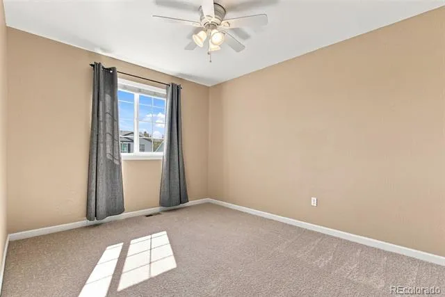 10046 Strathfield Lane Littleton, CO 80126