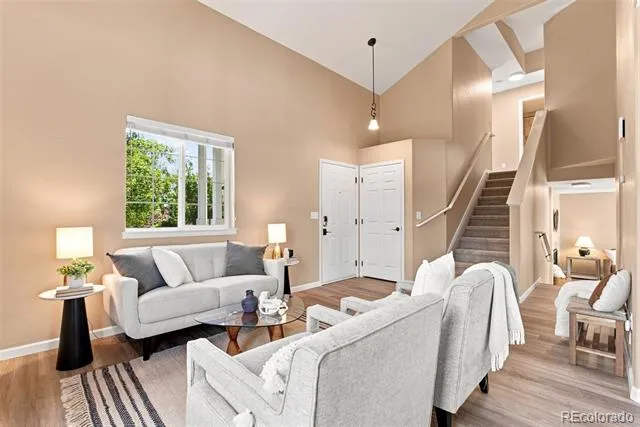 10046 Strathfield Lane Littleton, CO 80126
