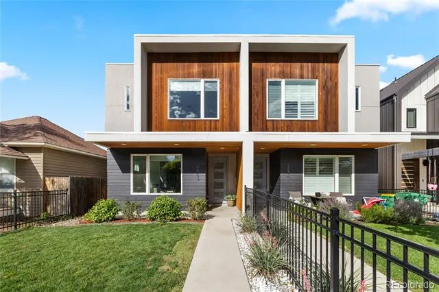 2953 S Delaware Street Englewood, CO 80110