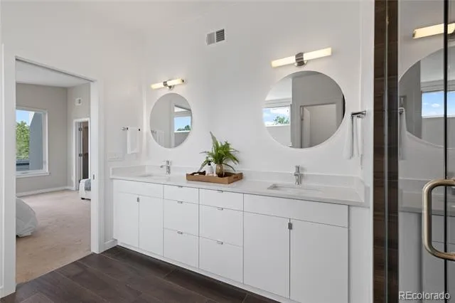 2953 S Delaware Street Englewood, CO 80110