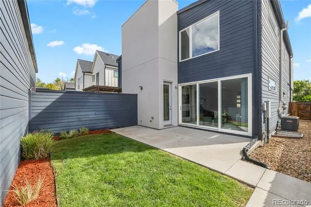 2953 S Delaware Street Englewood, CO 80110