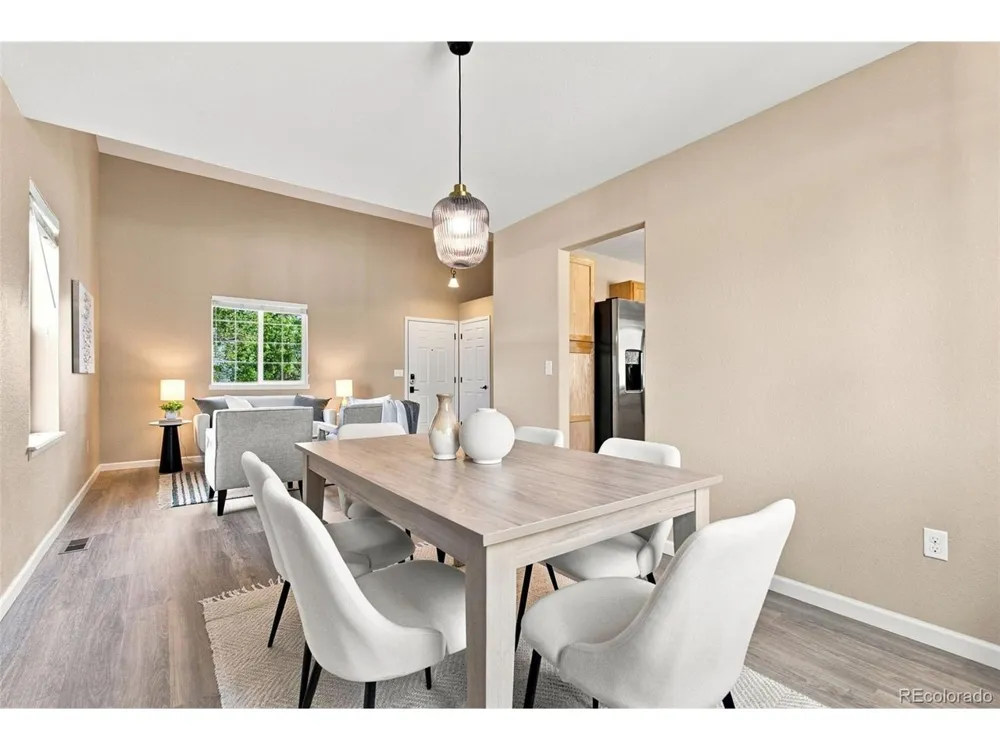 10046 Strathfield Lane Littleton, CO 80126