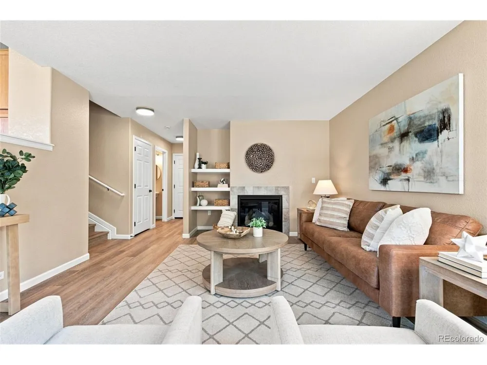 10046 Strathfield Lane Littleton, CO 80126