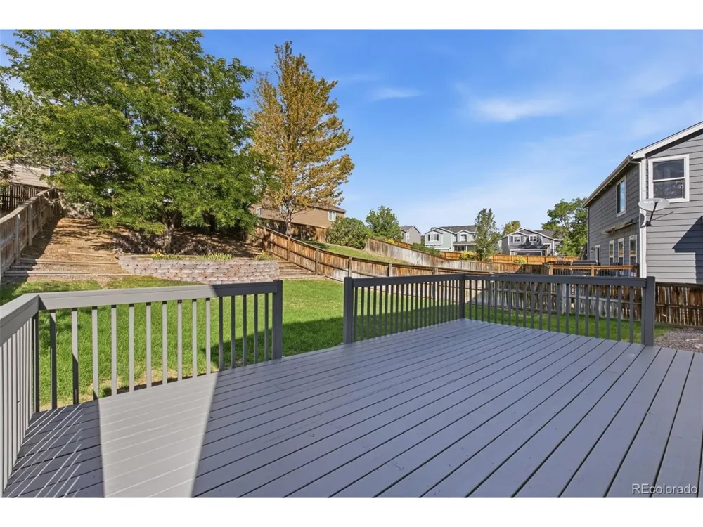 10046 Strathfield Lane Littleton, CO 80126