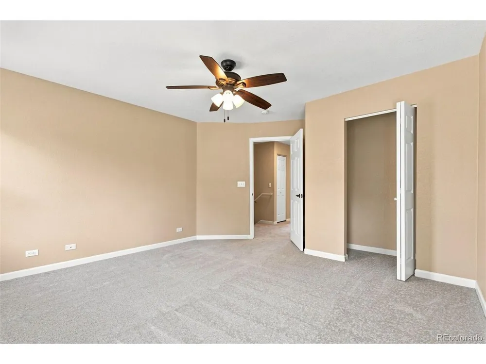 10046 Strathfield Lane Littleton, CO 80126