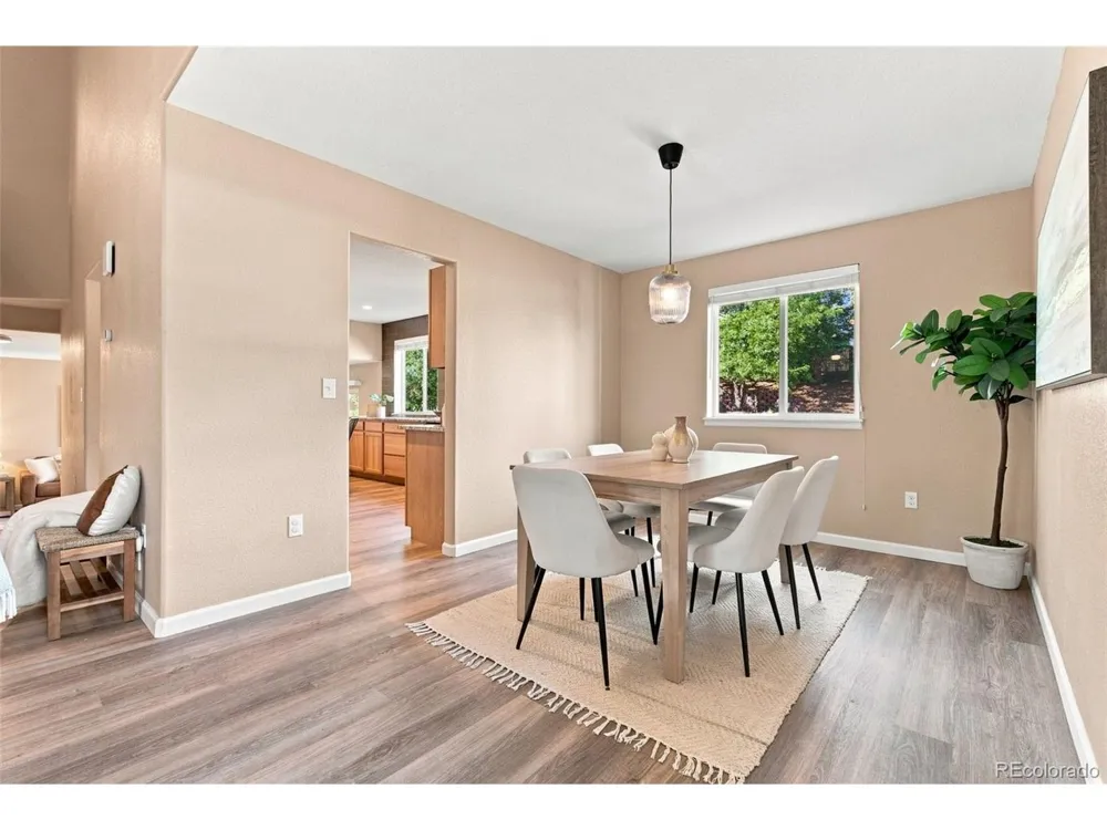 10046 Strathfield Lane Littleton, CO 80126