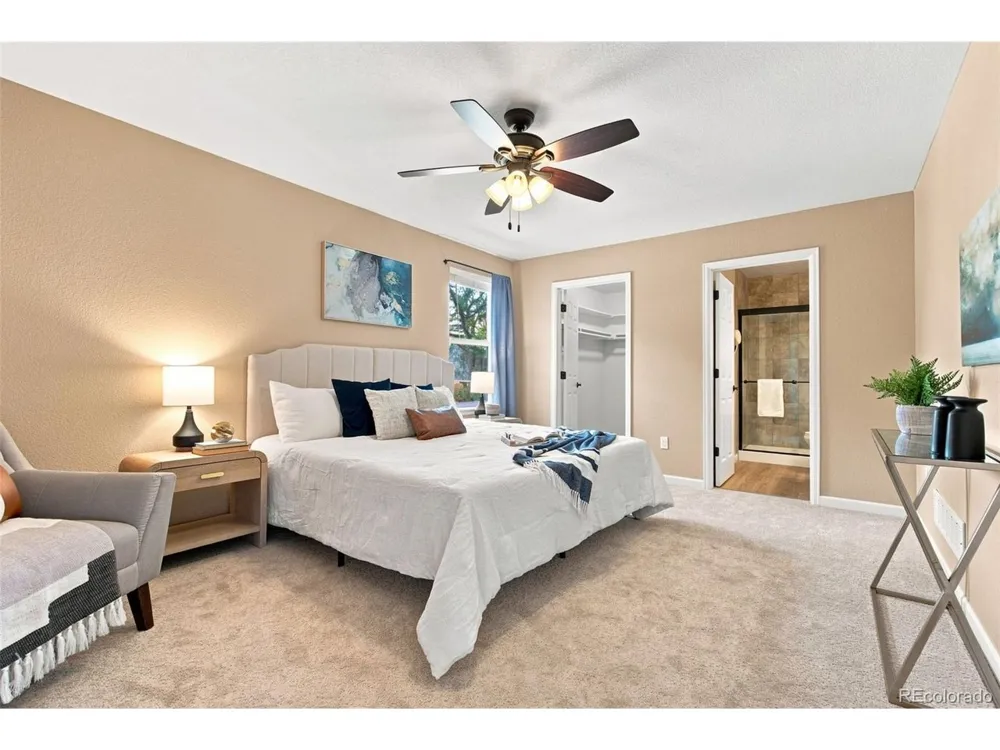 10046 Strathfield Lane Littleton, CO 80126